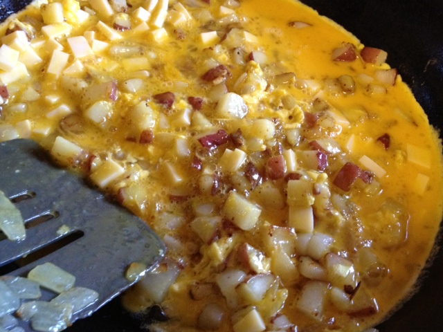 potato & cheese scrambled omelet4